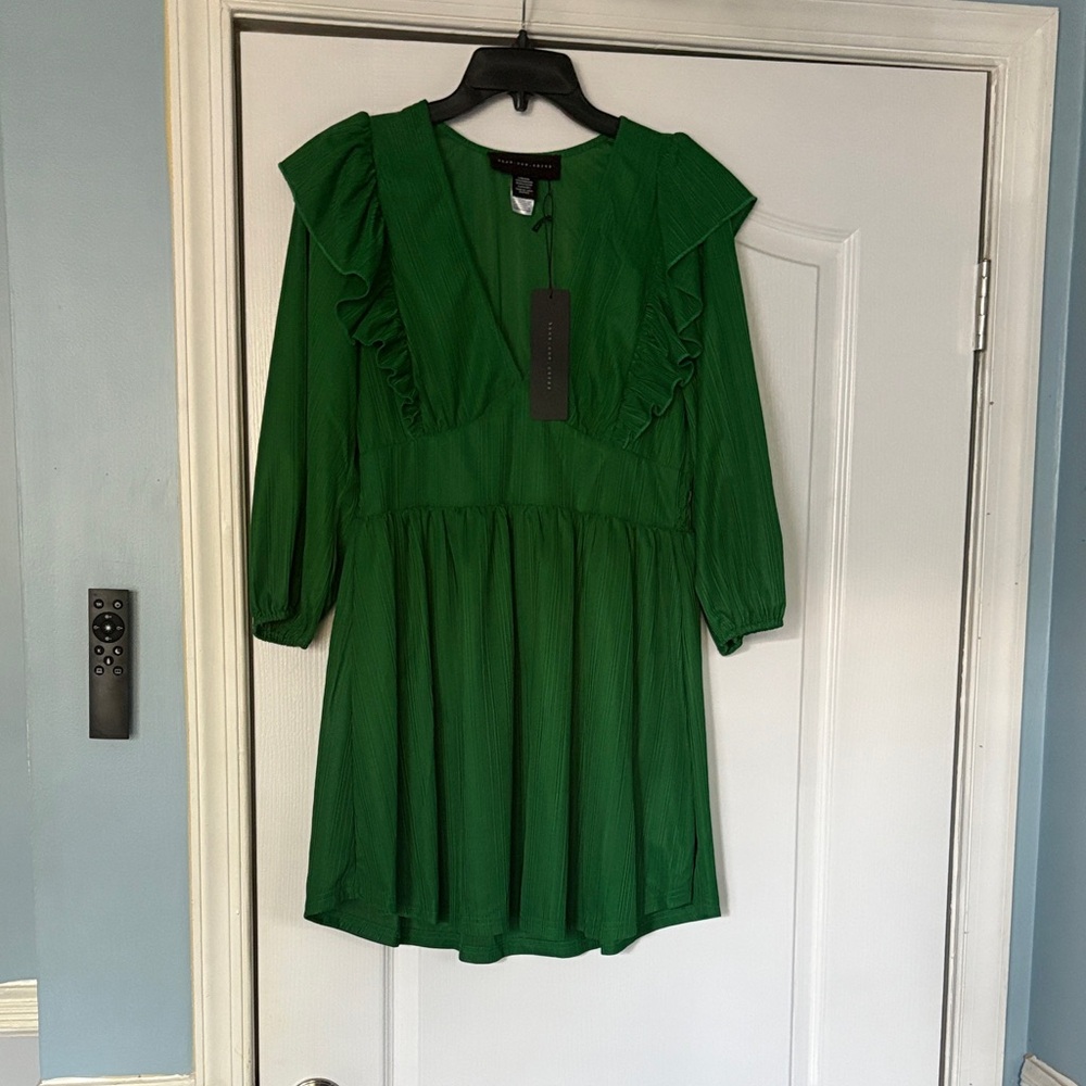 Chic Green Ruffled Mini Dress